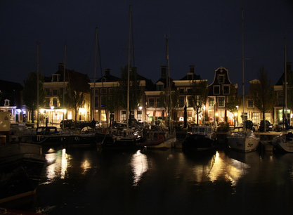 Harlingen haven by night.jpg