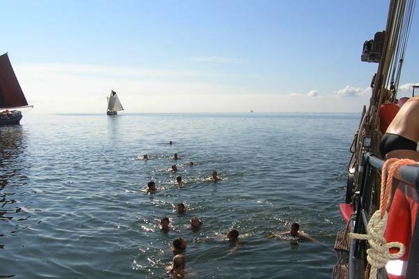 Klassenfahrt - Lernen Sie das Leben an Bord eines echten Segelschiffs kennen