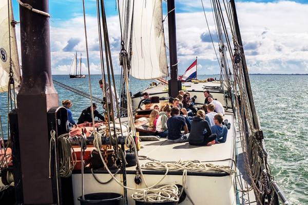 IJsselmeer - 5 Gründe Jugendgruppe - 3. Praktisch: alles auf einem Schiff