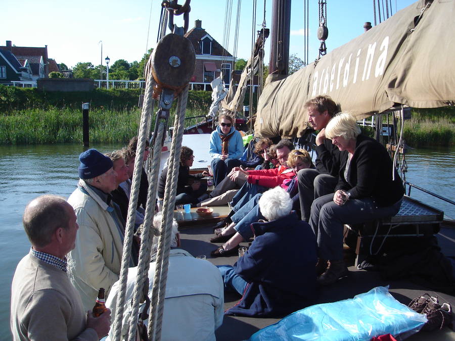 IJsselmeer - Am Ufer entlang des IJsselmeers segeln