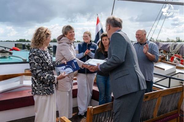 Segelblog - Unser neues Buch „Vloot Vol Verhalen“ offiziell vorgestellt