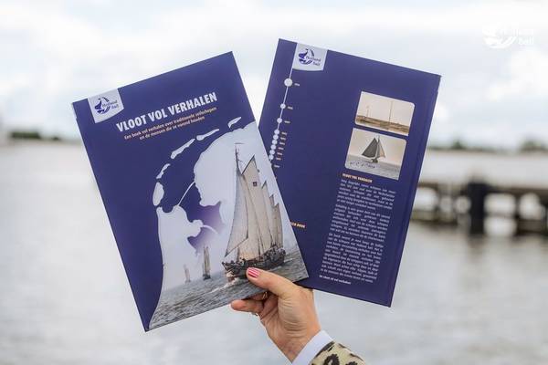 Segelblog - Unser neues Buch „Vloot Vol Verhalen“ offiziell vorgestellt